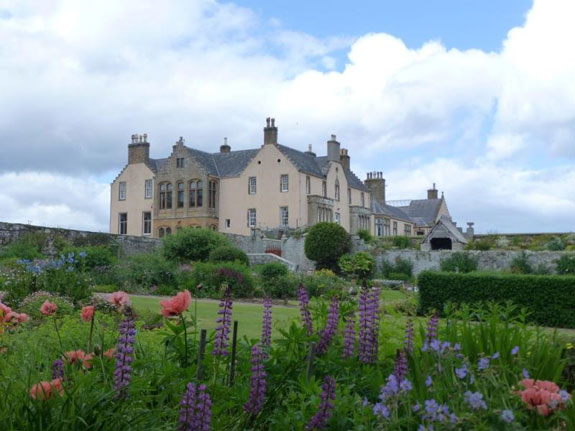 you-could-get-this-huge-home-in-the-northern-scottish-highlands-with-16-bedrooms-and-on-the-market-for-850000-1345-million