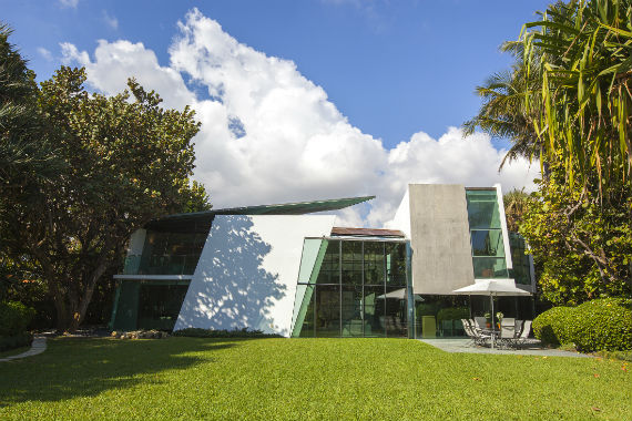 Modern house designed by architect Carlos Zapata