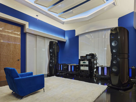 this-listening-room-also-contains-a-recording-studio