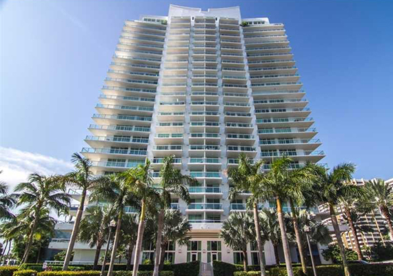 Grand Venetian Condominium, 10 Venetian Way, Miami Beach
