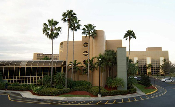 Holiday Inn at 3003 North University Drive in Sunrise