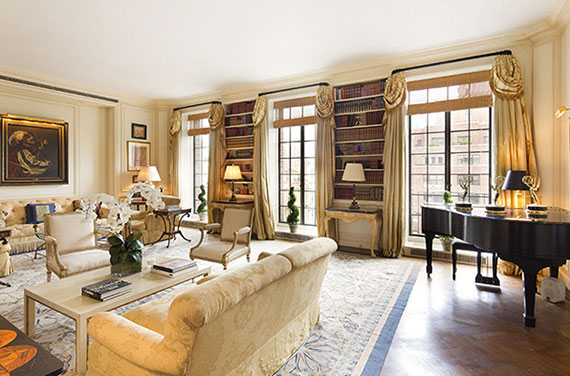Living room at Roone Arledge's former unit at 778 Park Avenue 