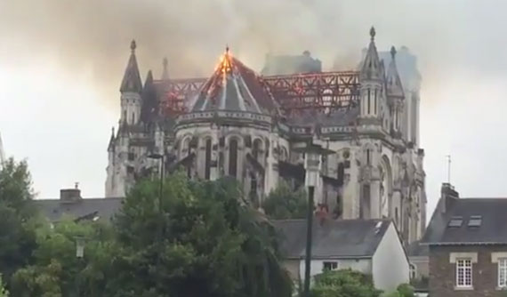 Fire at the Saint-Donatien Basilica in Nantes, France on Monday