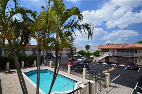 The Camelot West Apartments in Broward County
