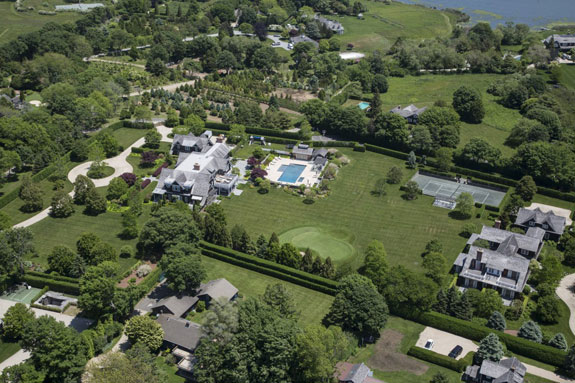 to-the-east-of-southhampton-is-bridgehampton-a-smaller-hamlet-its-a-bit-more-low-key-but-no-less-ritzy-the-hampton-classic-horse-show-is-held-here-every-year