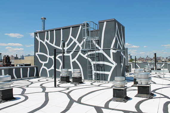 The rooftop mural by David Paul Kay at 212 North 9th Street in Williamsburg.