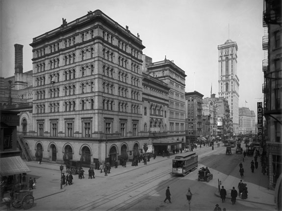 the-old-metropolitan-opera-house-was-built-in-1883-in-new-york-city-first-home-of-the-metropolitan-opera-company-it-was-demolished-in-1967-and-performances-were-moved-to-lincoln-center