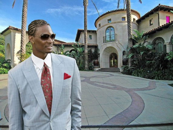 Chris Bosh (Credit: Robin Wong) and his home in Pacific Palisades
