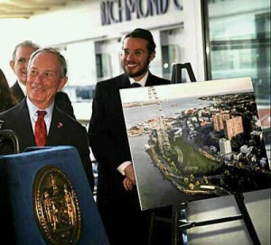 Meir Laufer stands next to then Mayor Michael Bloomberg as the wheel is announced