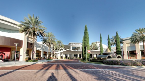 The Downtown at the Gardens shopping center in Palm Beach Gardens