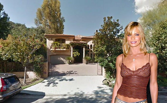 Jaime Pressly and the Sherman Oaks home