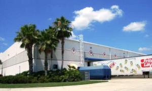 Tech Packaging is a tenant at the 199,000-square-foot industrial building in Orlando.