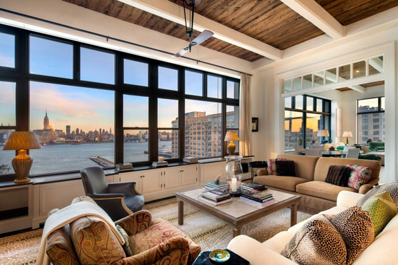the-waterfront-views-from-the-living-room-are-idyllic