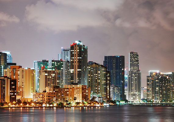 2008 photo of Miami's skyline (Credit: Wyn Van Devanter)