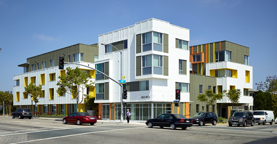 The affordable Pico Housing complex at 2802 Pico Boulevard (Credit: Moore Ruble Yudell)