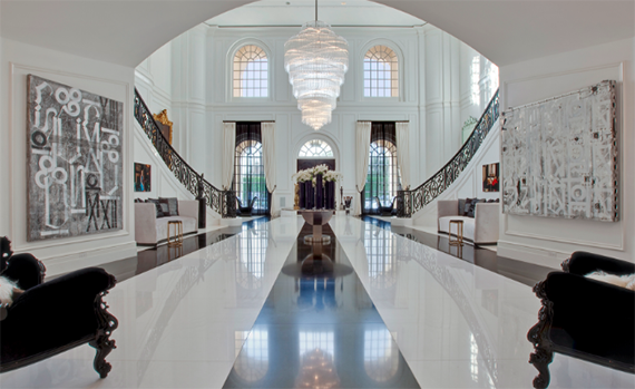 The renovated foyer of the Spelling mansion at 594 South Mapleton Drive (Credit: Hilton &amp; Hyland)