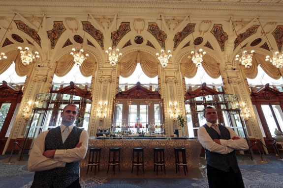 the-casino-and-monte-carlo-pastoret-pose-in-front-of-their-bar-in-the-private-rooms-of-the-salle-blanche