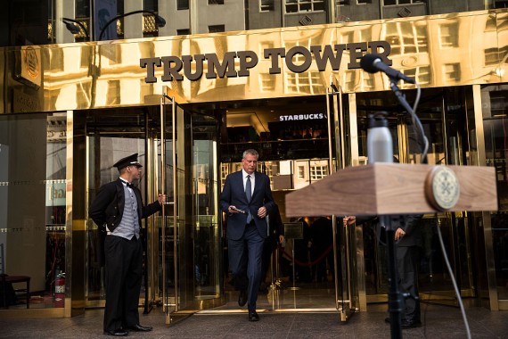 Mayor Bill de Blasio walking out of Trump Tower (Credit: Getty Images)