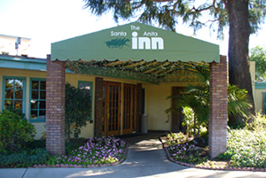 Santa Anita Inn (via santaanitainn.com)