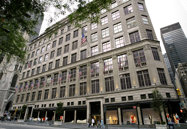 Saks Fifth Avenue flagship in New York City (Credit: Getty Images)