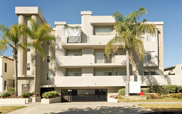 Beverly Hills apartment building at 1059 S. Bedford Street