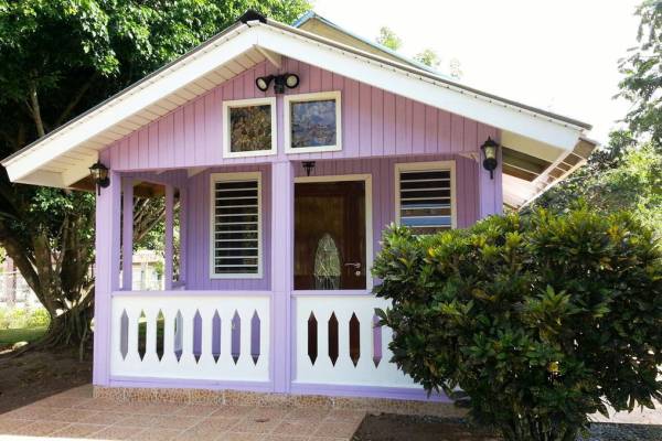 An Airbnb tiny-house property in Arecibo, Puerto Rico (Source: Airbnb)