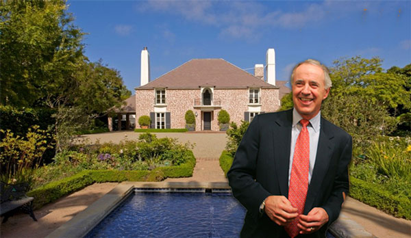 Frank Biondi and Brentwood Estate (Credit: Getty)