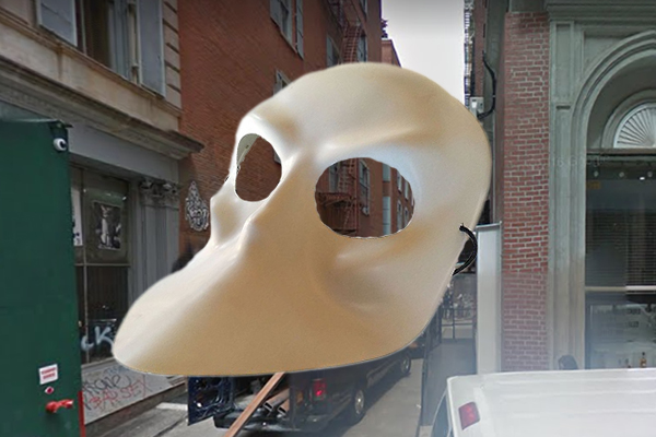 Arthur Karpati is suing the Department of Transportation over this Tribeca alleyway.(Autopilot, front; Google Earth, back)