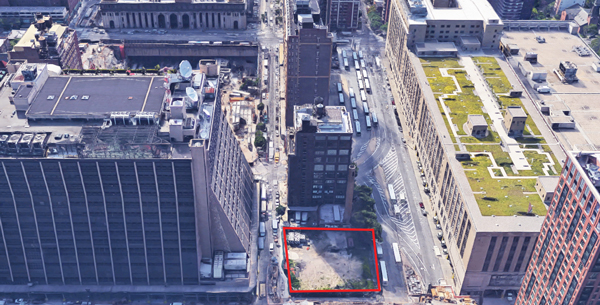 Vacant lot at 456 West 31st Street (Credit: Google Maps)