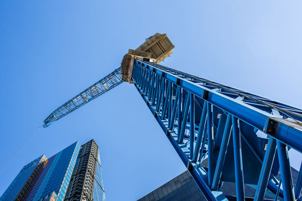 A construction crane (credit: iStock)