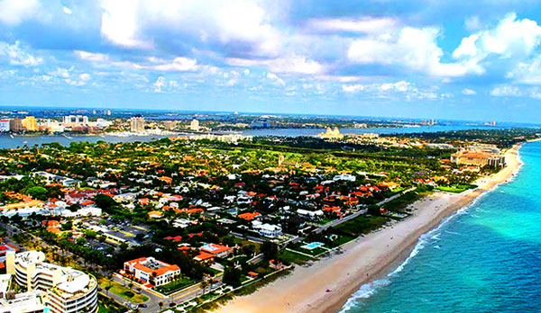 Aerial view of homes in Palm Beach County (Credit: Wikipedia)