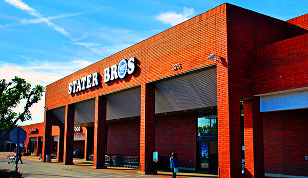 "The Stater Bros. supermarket at West Covina Village Community Shopping Center" (Credit: LoopNet)