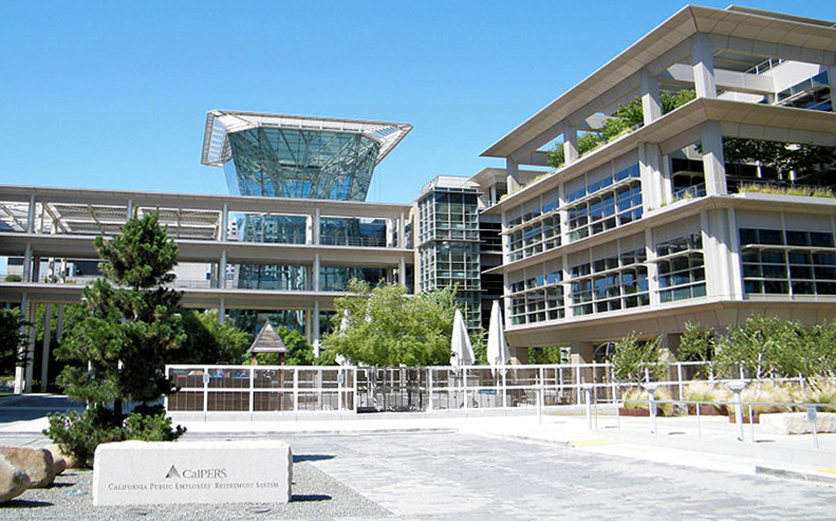 CalPERS headquarters at Lincoln Plaza in Sacramento (Credit: Wikipedia Commons)