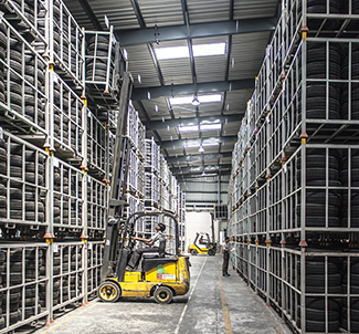 A warehouse (Credit: Pixabay)