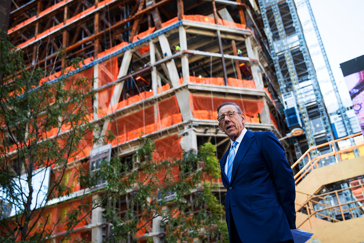 Stephen Ross at the Hudson Yards West Side Rail Yards (Credit: Getty Images)