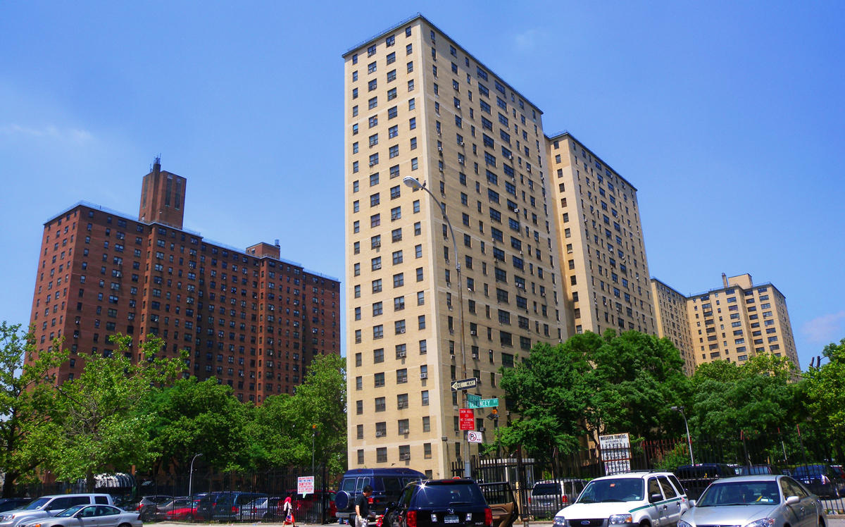 Masaryk Towers at 77 Columbia St (Credit: Wikipedia)
