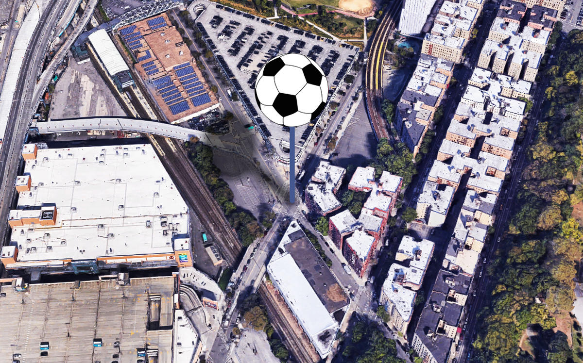 Aerial of East 153rd Street and River Avenue in the Bronx with a soccer pin (Credit: Google Maps, Wikipedia, and Smashicons via Flaticon)