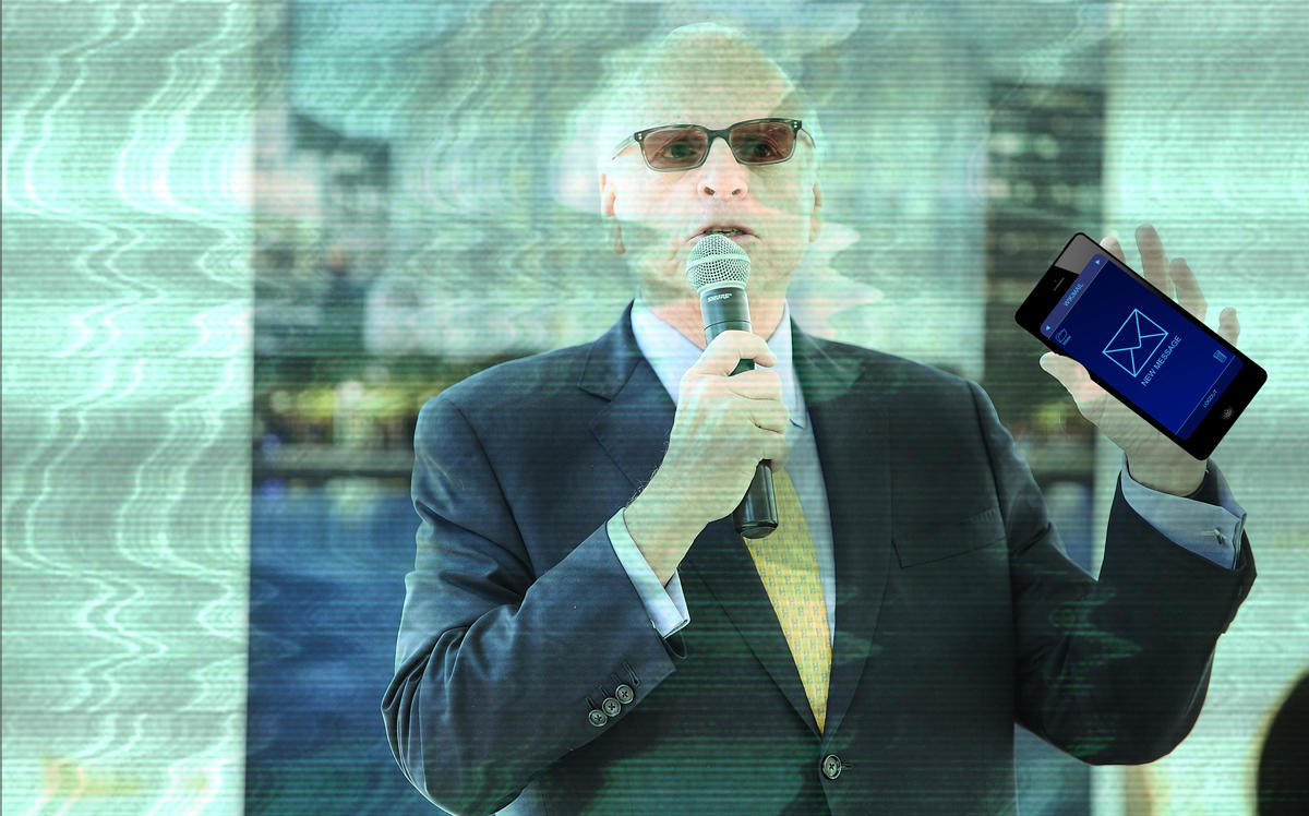 Howard Lorber with a smartphone (Credit: Getty Images, Wikipedia, and Filter Forge via Flickr)