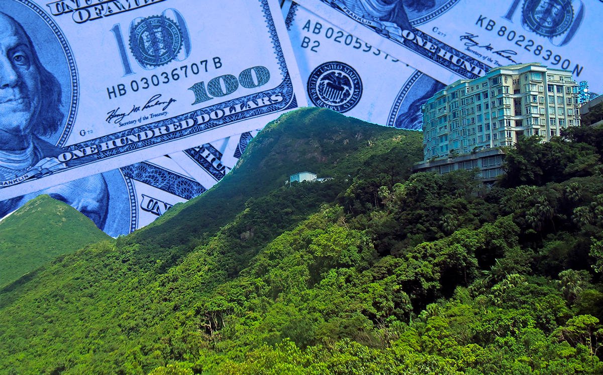 The Peak with a money sky in Hong Kong (Credit: Wikipedia)