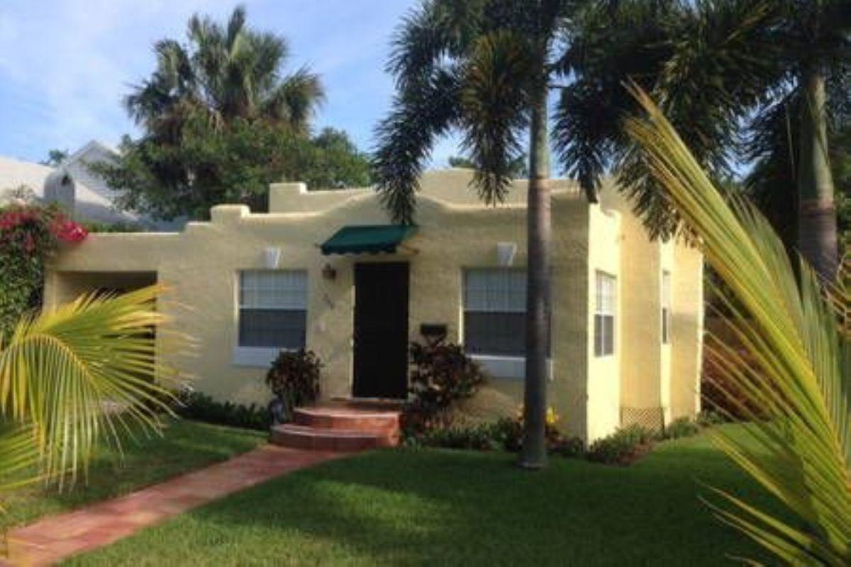An Airbnb-listed home in West Palm Beach