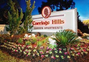 Carriage Hill Apartments is a 260-unit complex just north of downtown Pensacola. (Credit: RentLingo)
