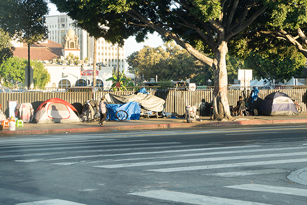 A row of tents in Downtown L.A. in August 2017 (Credit: iStock)