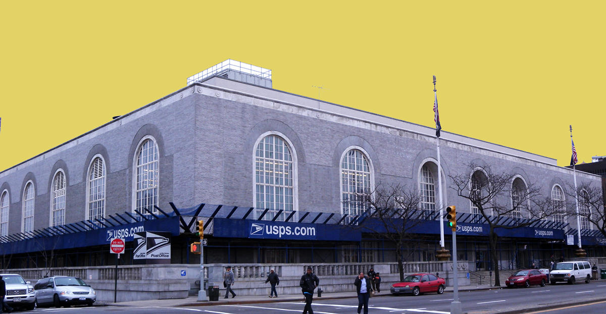Bronx General Post Office at 558 Grand Concourse in the Bronx (Credit: Wikimedia)