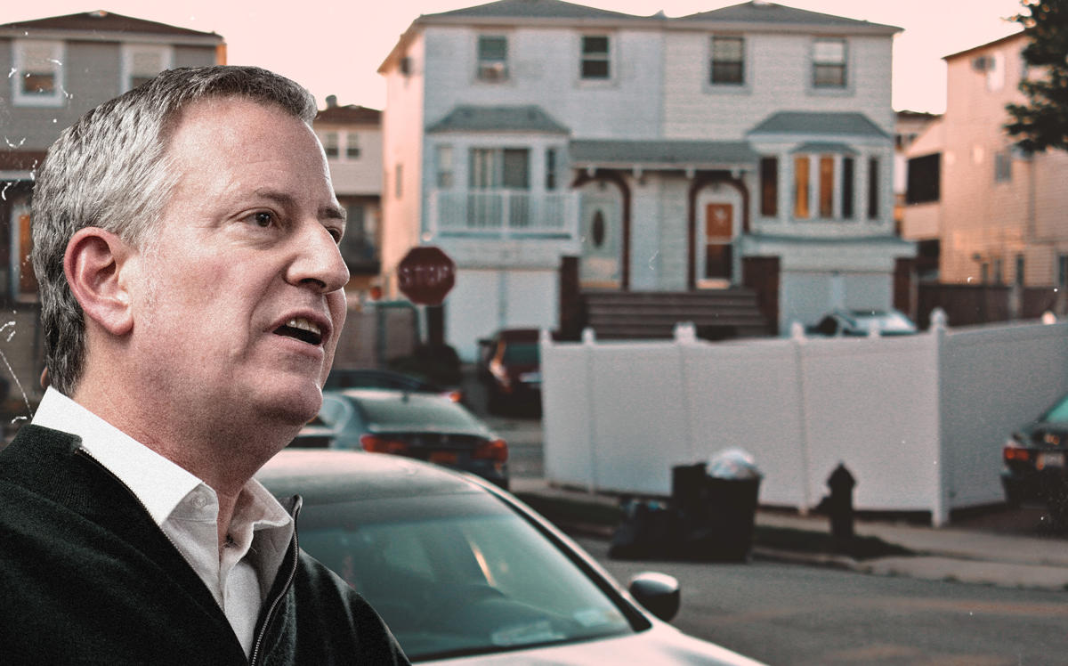 Bill de Blasio and a residential Staten Island street (Credit: Getty Images and Unsplash)