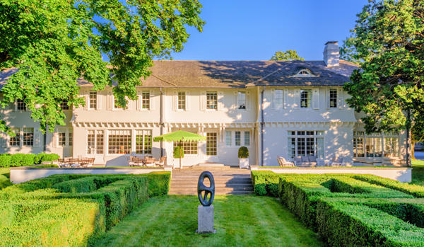 Prada in East Hampton, NY As Summer Rentals Market Cools — Anne of