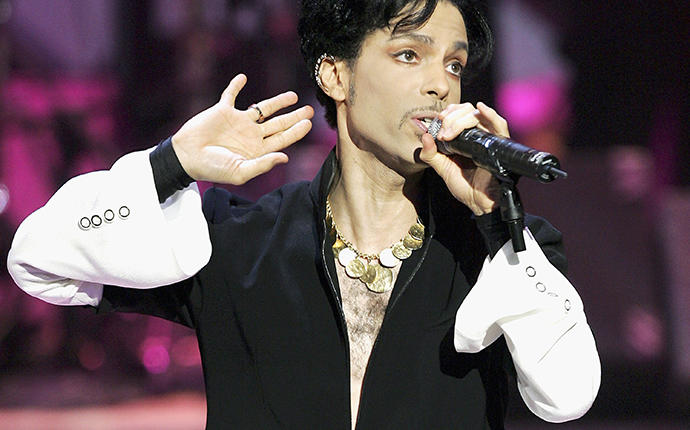 Musician Prince performs onstage at the 36th Annual NAACP Image Awards at the Dorothy Chandler Pavilion on March 19, 2005 in Los Angeles, California. (Credit: Getty Images)