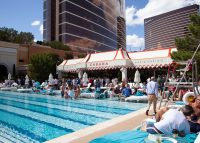 Industry players kick off ICSC 2019 with gossip, dealmaking at the Wynn pool: PHOTOS