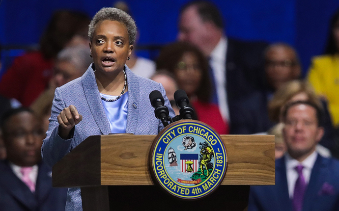 Lightfoot giving inaugural address (Credit: Getty Images)