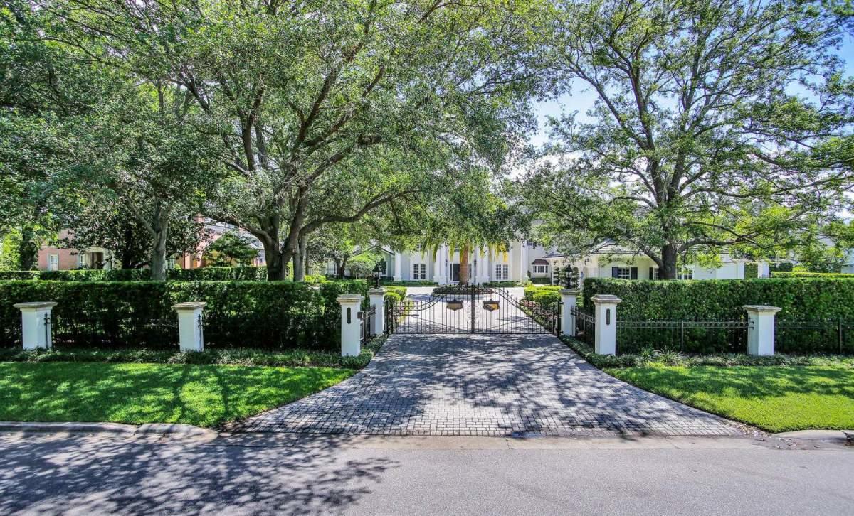 George Steinbrenner and his wife bought this South Tampa mansion in 1958 for $3.8 million. (Credit: Tampa Bay Times)