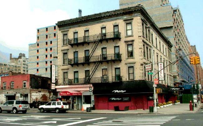 Photo of the Terminal Hotel in the early 2000s. (Credit: NYC Department of City Planning)